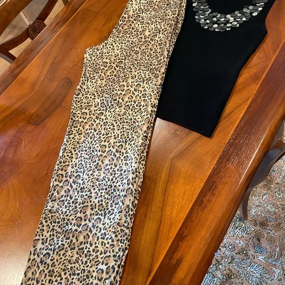 Ladies Silk animal print Pant Coldwater Creek, size m, UEC - Picture 8 of 8
